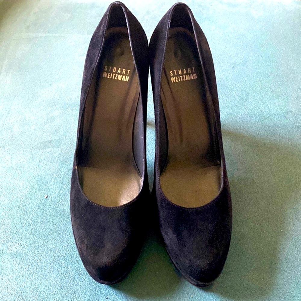 Stuart Weitzman suede pumps size 7
